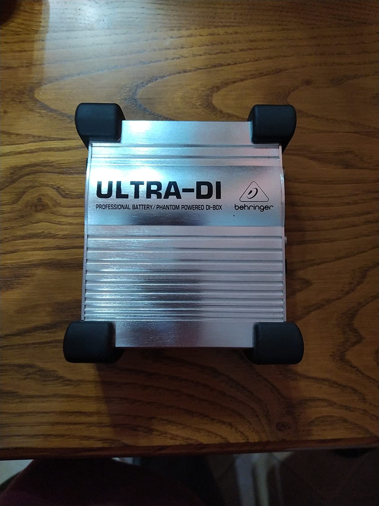 Behringer DI100 boîtier direct actif instrument +48V pile