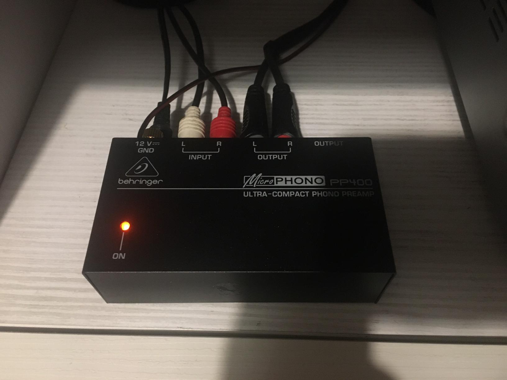 Behringer PP400 Microphono préampli phono MM RCA