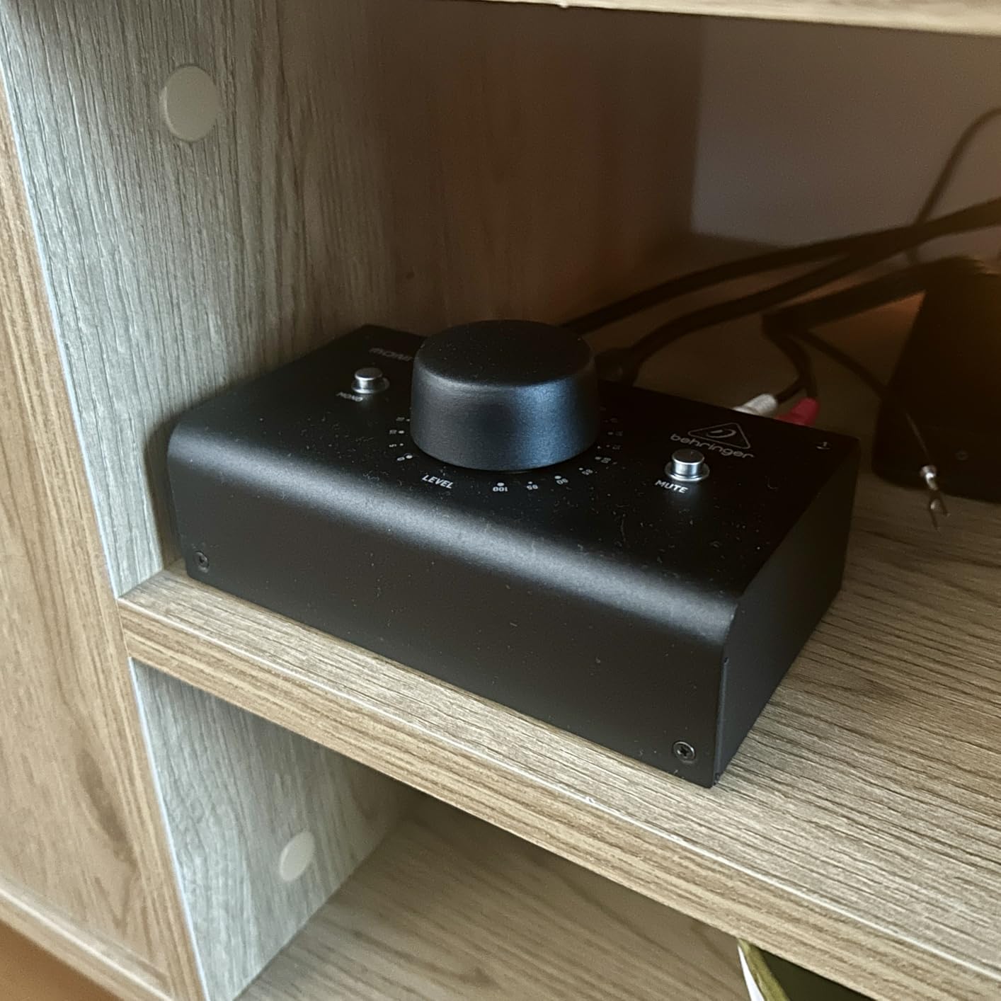 Behringer MONITOR1 contrôleur volume stéréo passif XLR