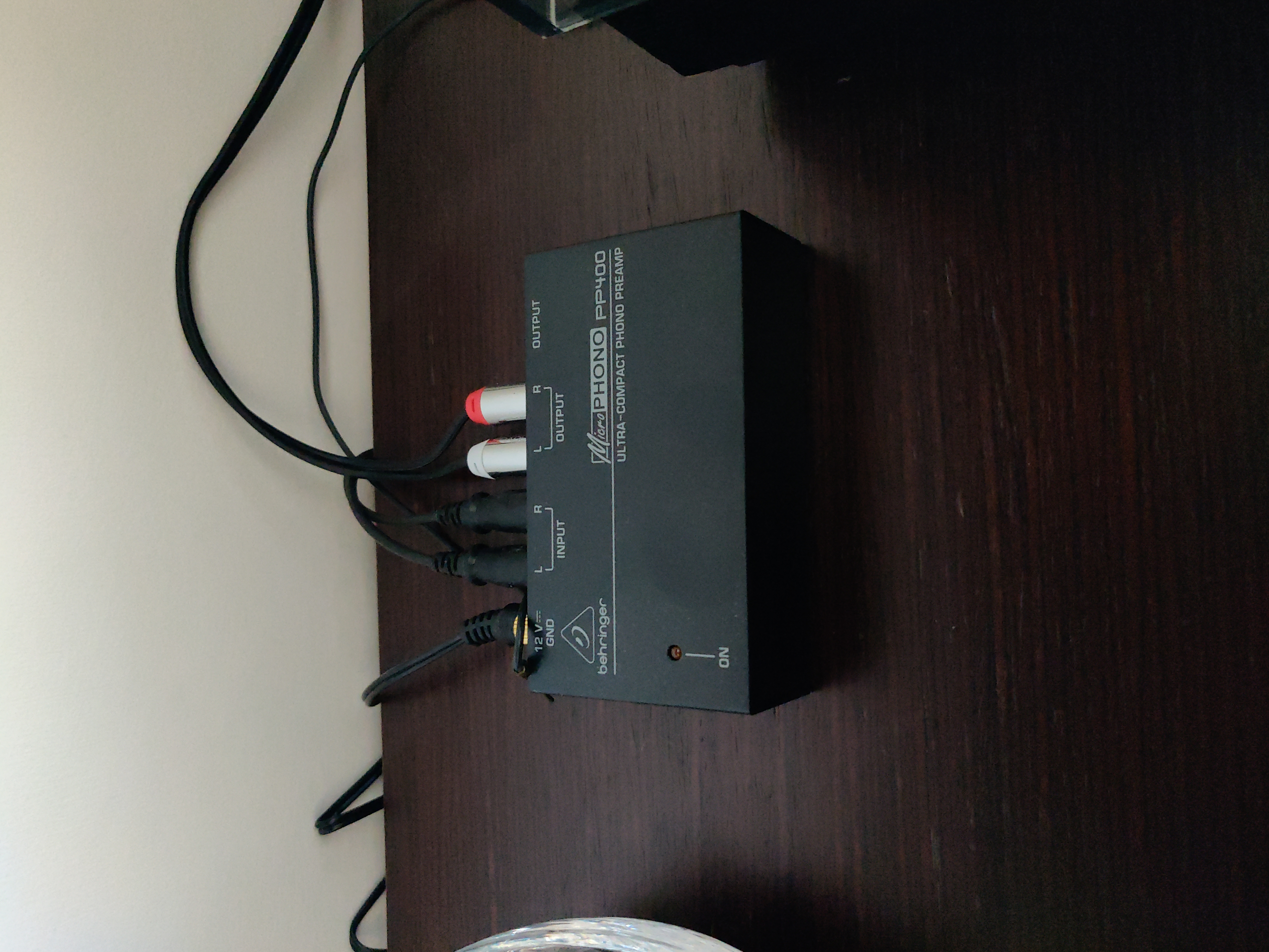 Behringer PP400 Microphono préampli phono MM RCA