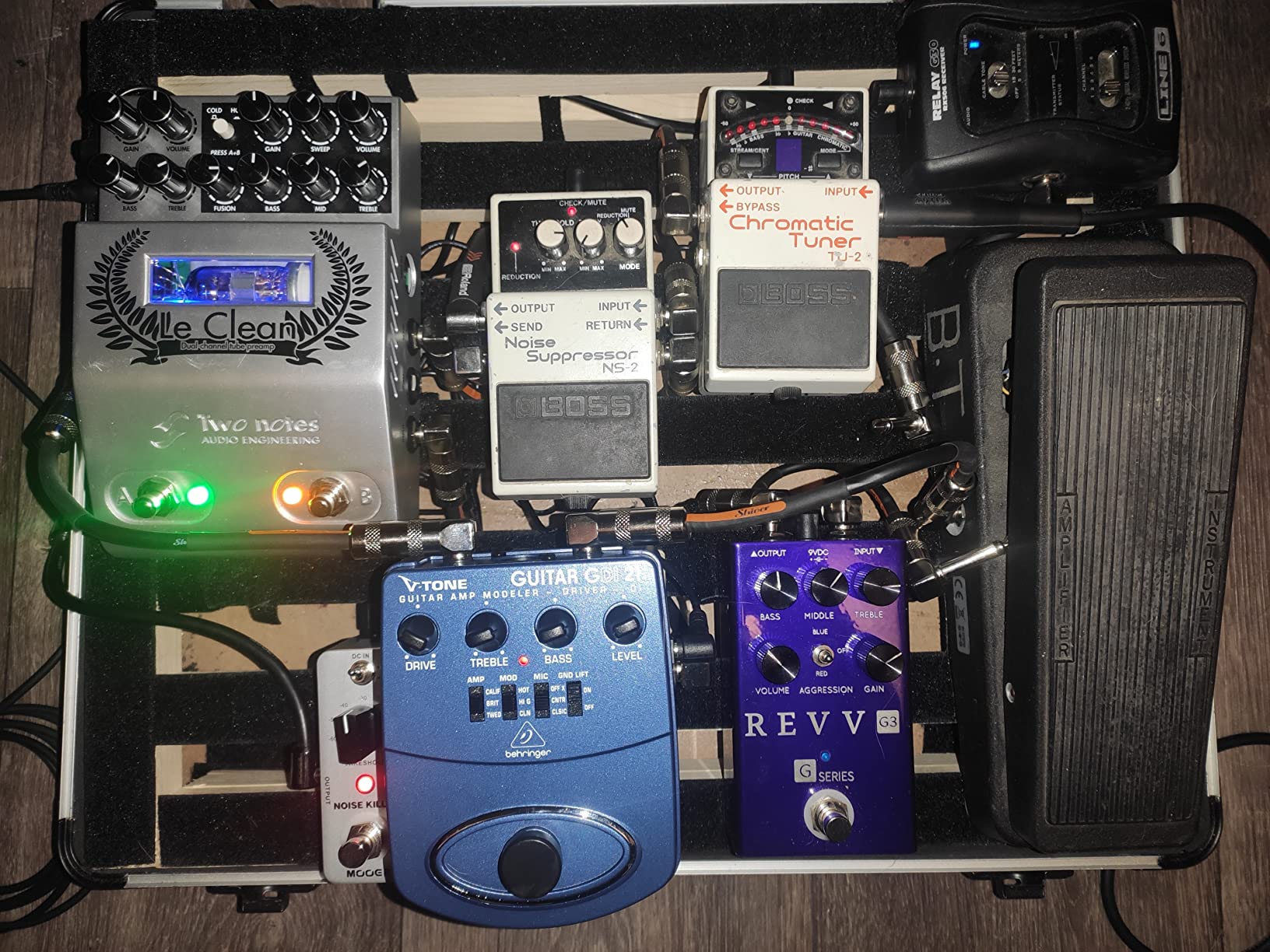 Behringer V-Tone GDI21 pédale guitare simulateur ampli DI
